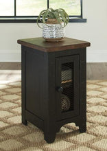 Load image into Gallery viewer, Valebeck Chairside End Table
