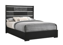 Load image into Gallery viewer, Blacktoft Queen Panel Bed Black
