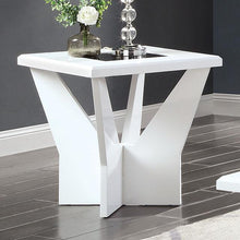 Load image into Gallery viewer, DUBENDORF End Table, White image
