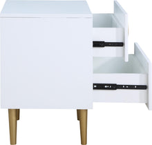 Load image into Gallery viewer, Zayne White Night Stand
